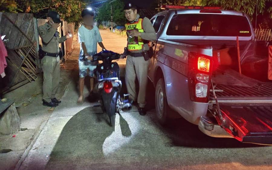 ตรวจยึด มอเตอร์ไซต์แต่งซิ่ง ท่อเสียงดัง ไม่ติดแผ่นป้ายทะเบียน
